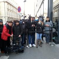 MANIF PCE DU 9.12.2014 DEVANT L'ASSEMBLEE NATIONALE ATTENTE DE EMMANUEL MACRON 