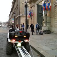 MANIF LE 10.12.2014 DEVANT L'ASSEMBLE NATIONALE ENCORE UN CONTROL DE 45 EME DE LA JOURNEE